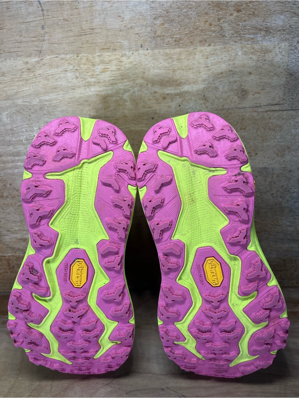 Hoka One One Speedgoat 6 Womens Size 6.5 Trail Running Shoes Sneakers Black Pink - Picture 8 of 12
